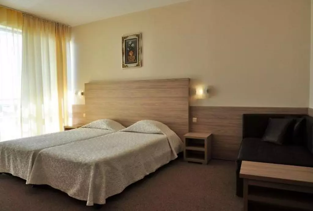 hotel elena varna_shabavizparvaz_03.jpg